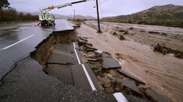 கலிபோர்னியா மற்றும் லொஸ் ஏஞ்சல்ஸில் அவசர நிலை பிரகடனம்